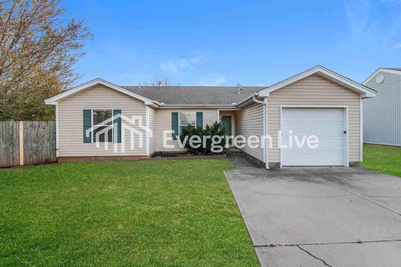 2624 Briar Patch Way - Photo 2 of 17