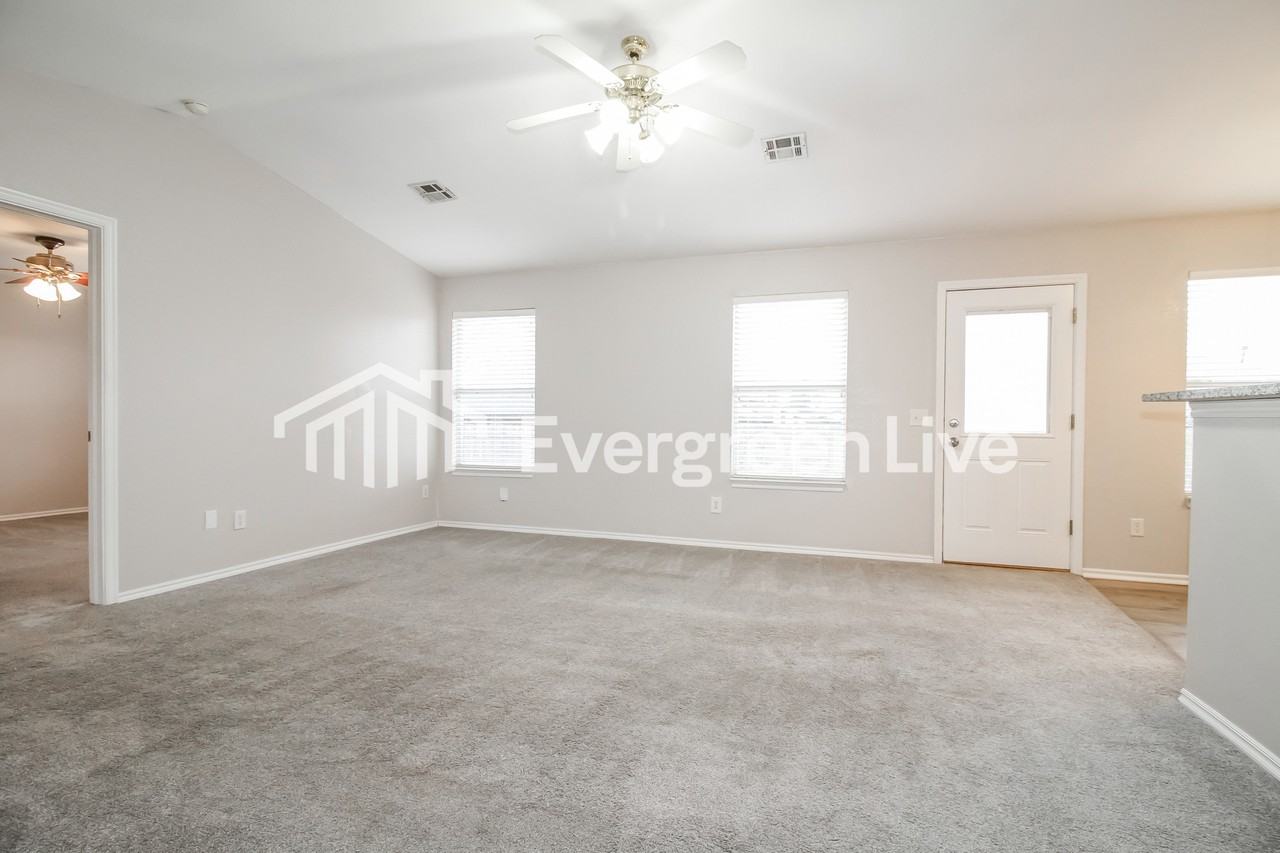 2624 Briar Patch Way - Photo 3 of 17