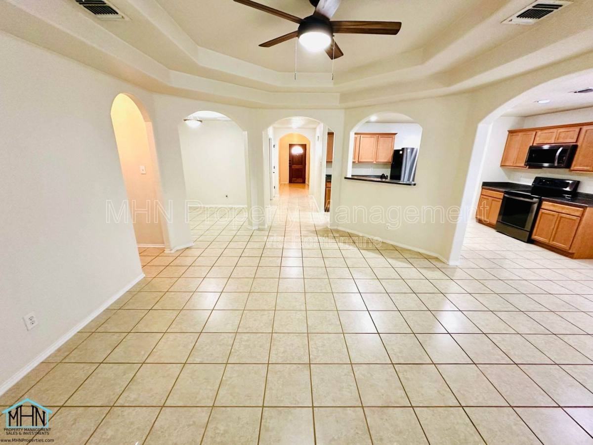 5619 Cross Pond - Photo 7 of 10