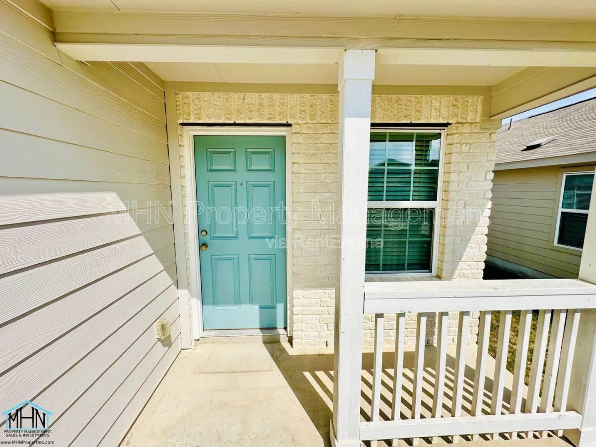 9007 Little Hoss - Photo 3 of 10