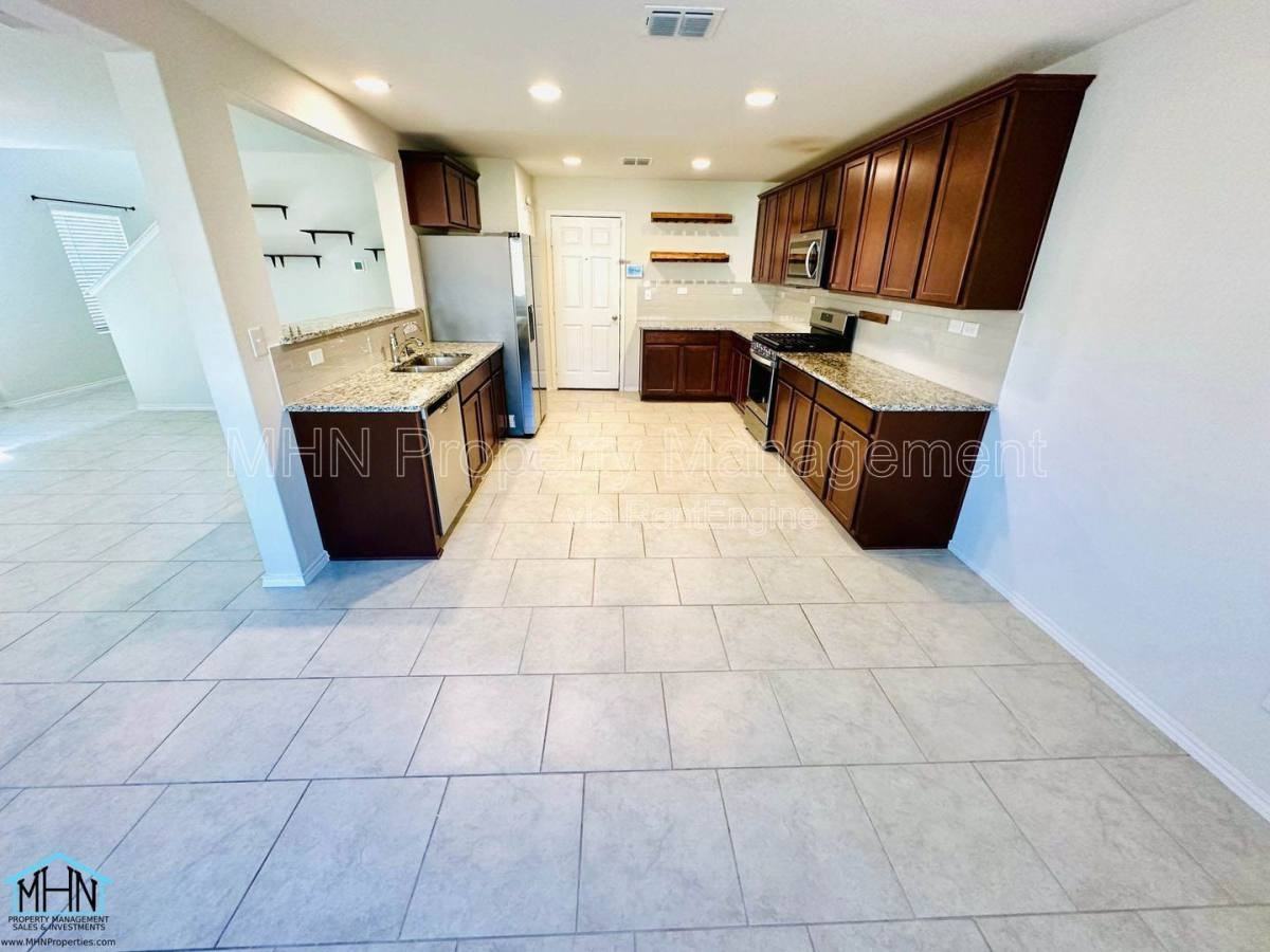 11935 Sitio Plns - Photo 6 of 10