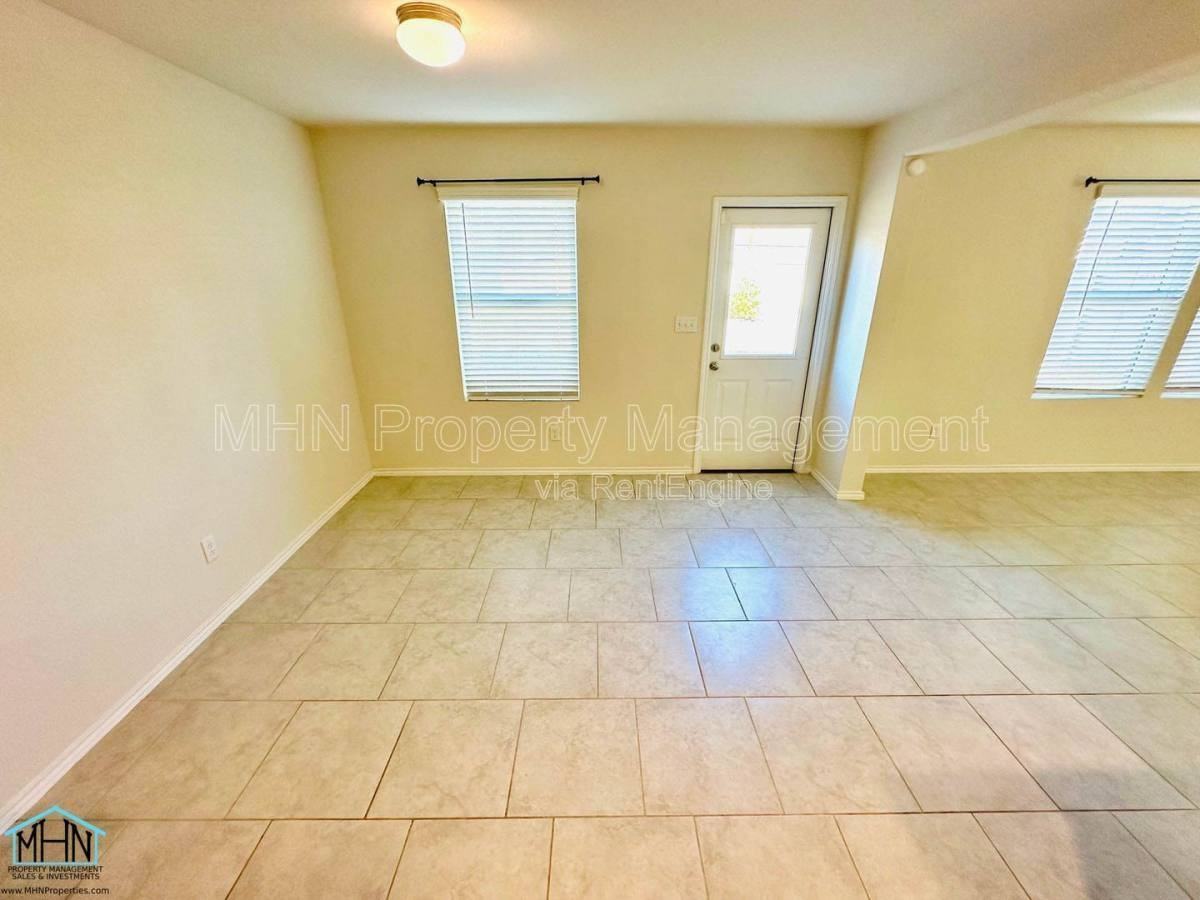 11935 Sitio Plns - Photo 7 of 10