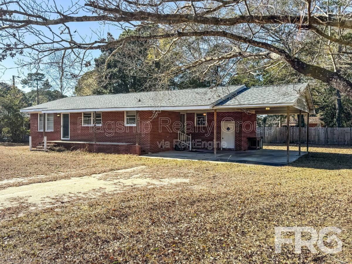 124 Grant Dr - Photo 2 of 10