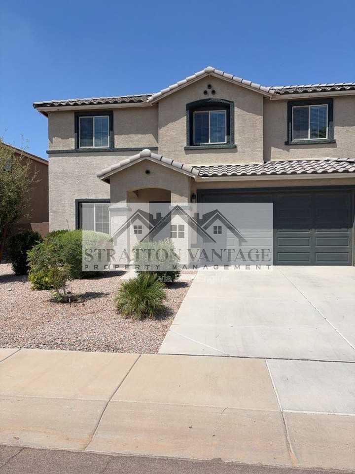 43620 W Mescal Dr - Photo 2 of 10