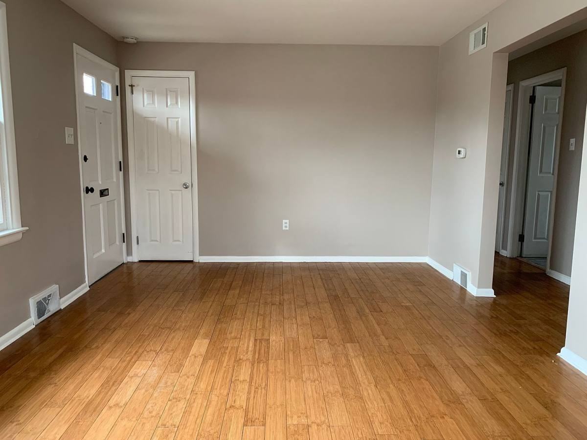 525 Hilton Dr - Photo 3 of 10