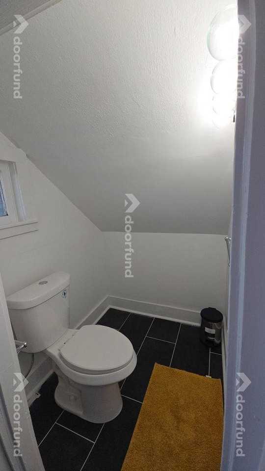 50 Summer St - Photo 6 of 10