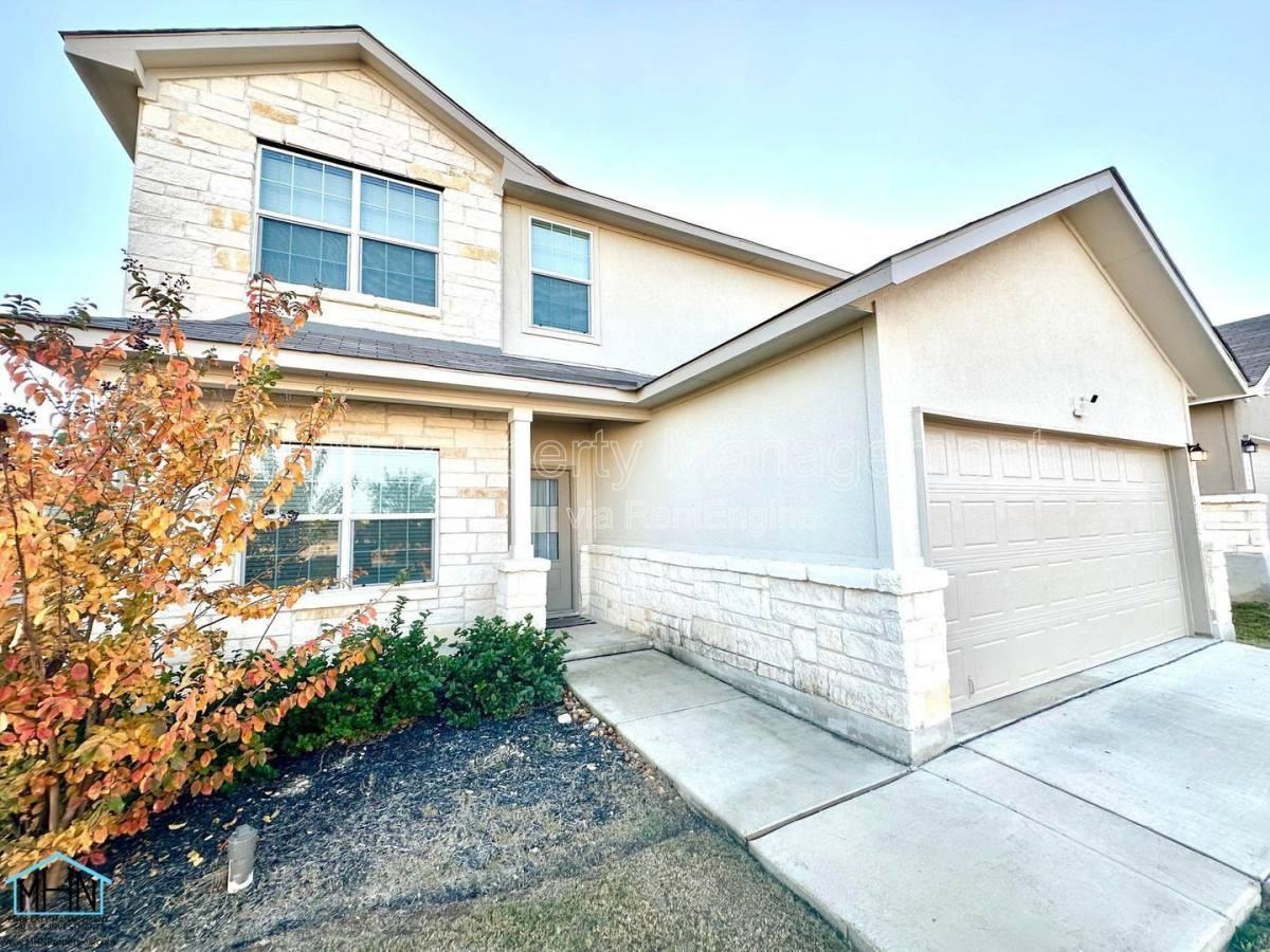 13722 Trinity Cv - Photo 2 of 10