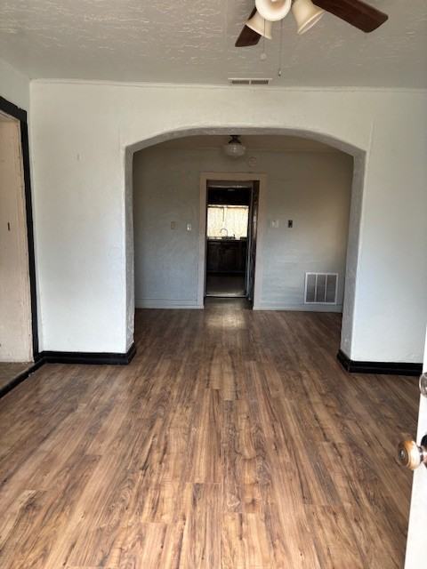 111 Jaramillo Rd - Photo 2 of 11