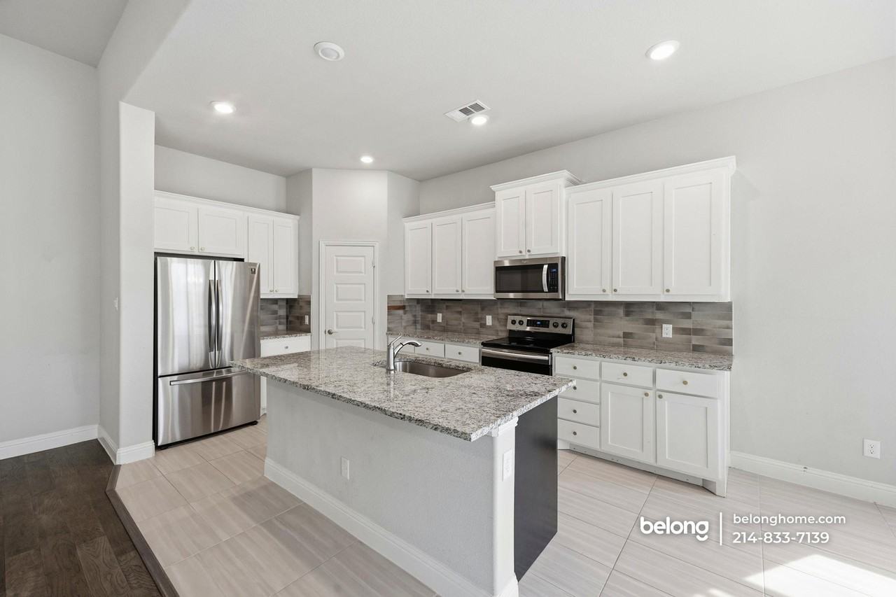 913 Michelle Dr - Photo 7 of 25