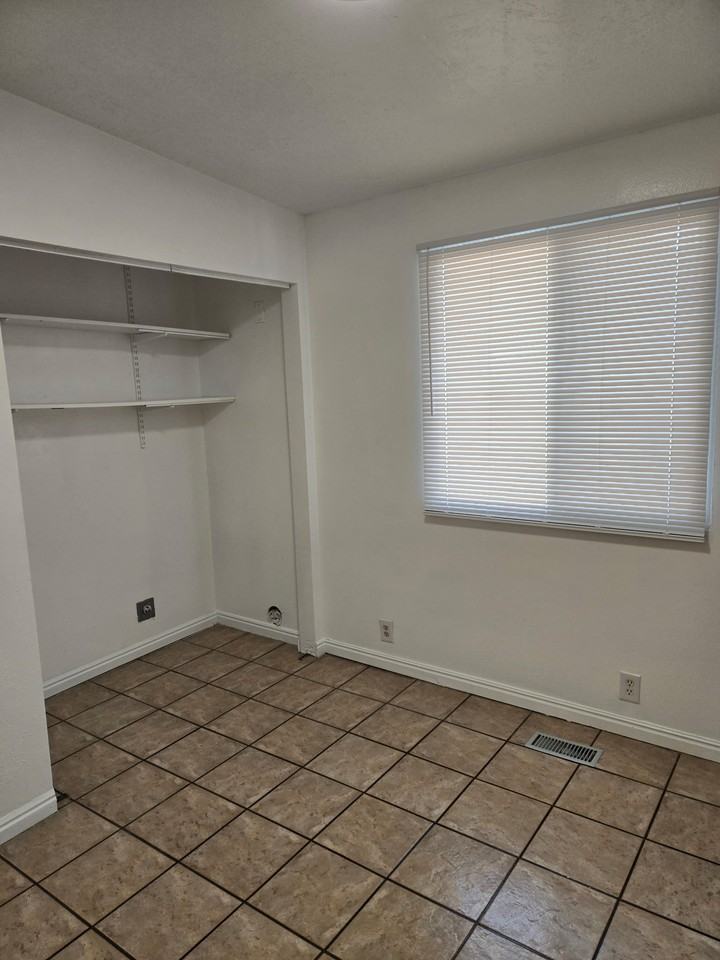 4453 S Honeywood Ln #A - Photo 7 of 24