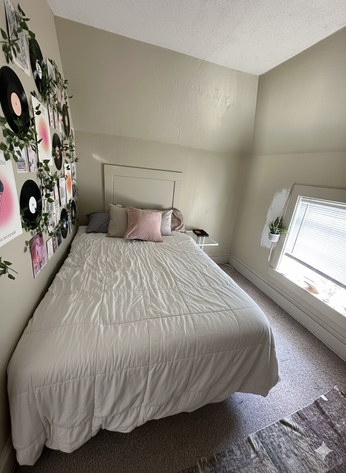 614 1/2 W Grand Ave - Photo 4 of 11