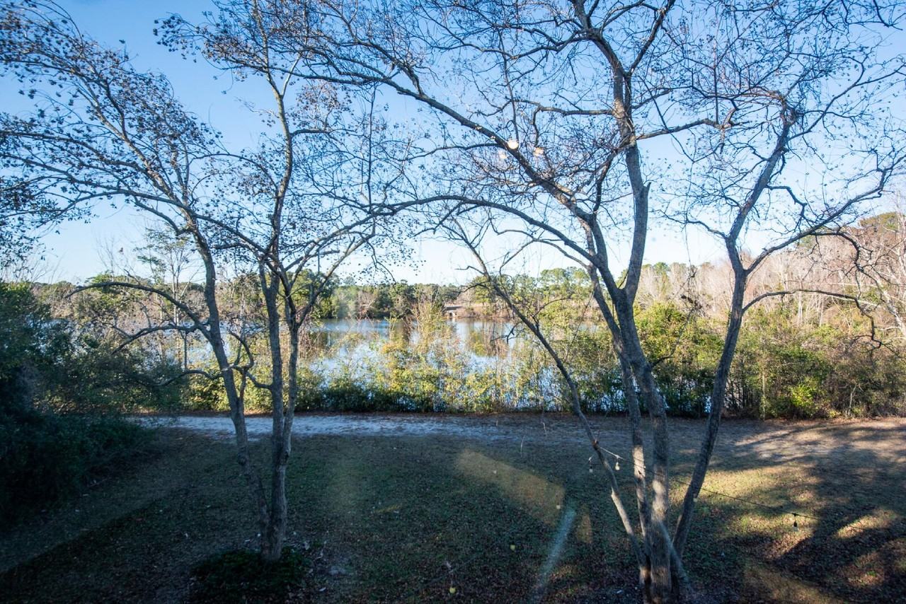 3609 Ashley Cir - Photo 2 of 34