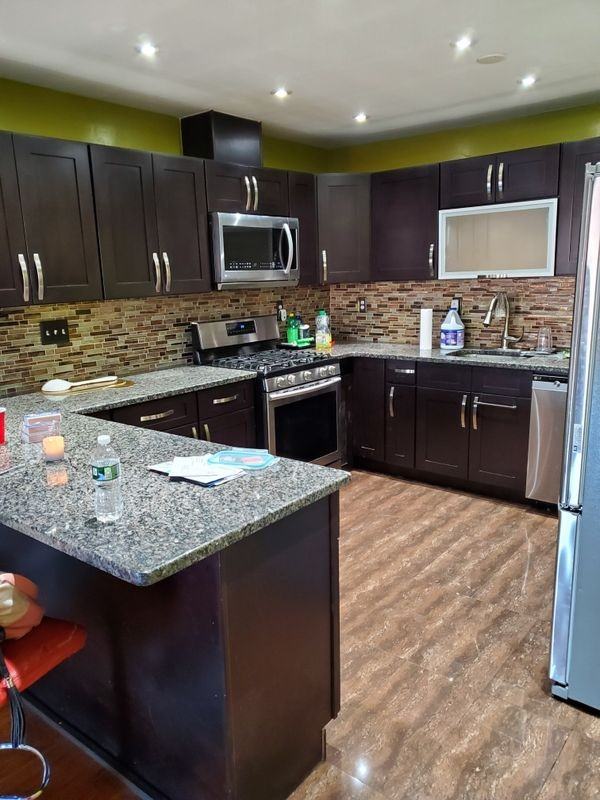 928 Crescent St - Photo 6 of 10