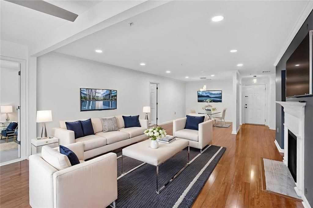 27207 Plantation Dr - Photo 5 of 50