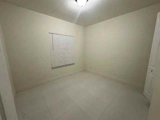 1214 Nw 6th Ave ##B - Photo 7 of 8