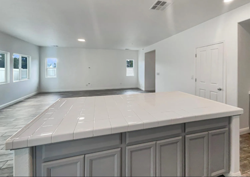 3710 Roseparke Way - Photo 5 of 40