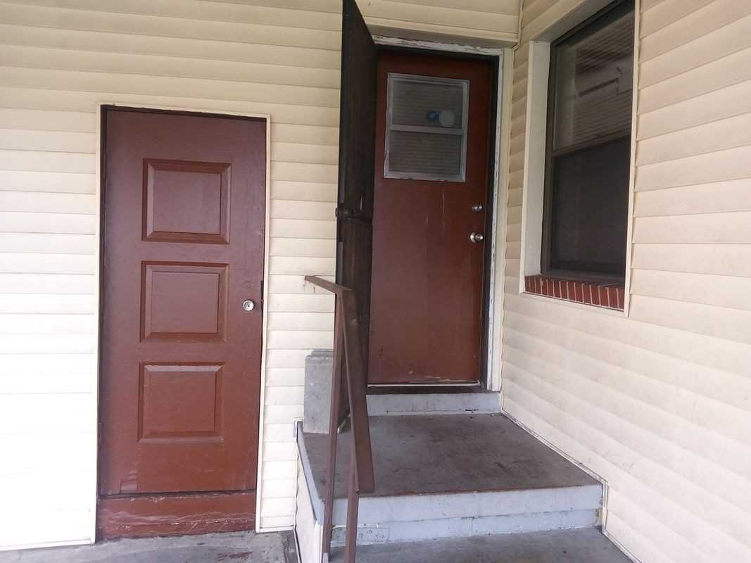 2943 Commonwealth Ave - Photo 4 of 16