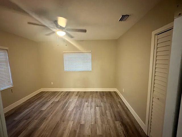 3315 Sw 24th St - Photo 6 of 8