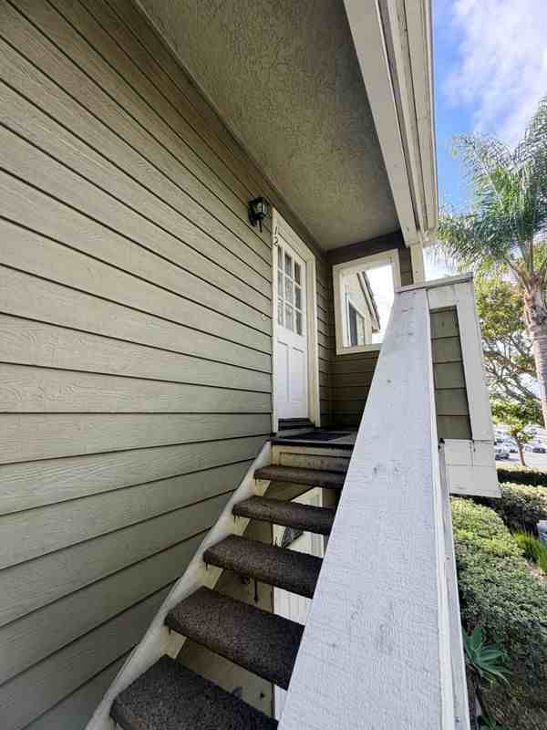 12 Cambria Ln - Photo 2 of 36