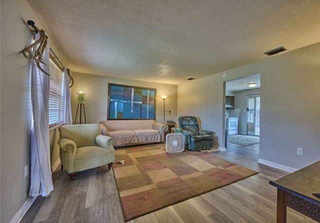 6705 Deland Ave ##B - Photo 2 of 9