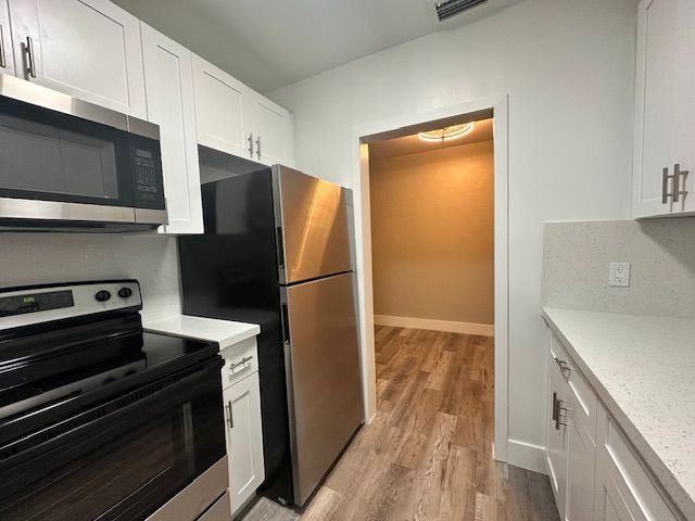 3311 Sw 24th St - Photo 5 of 18