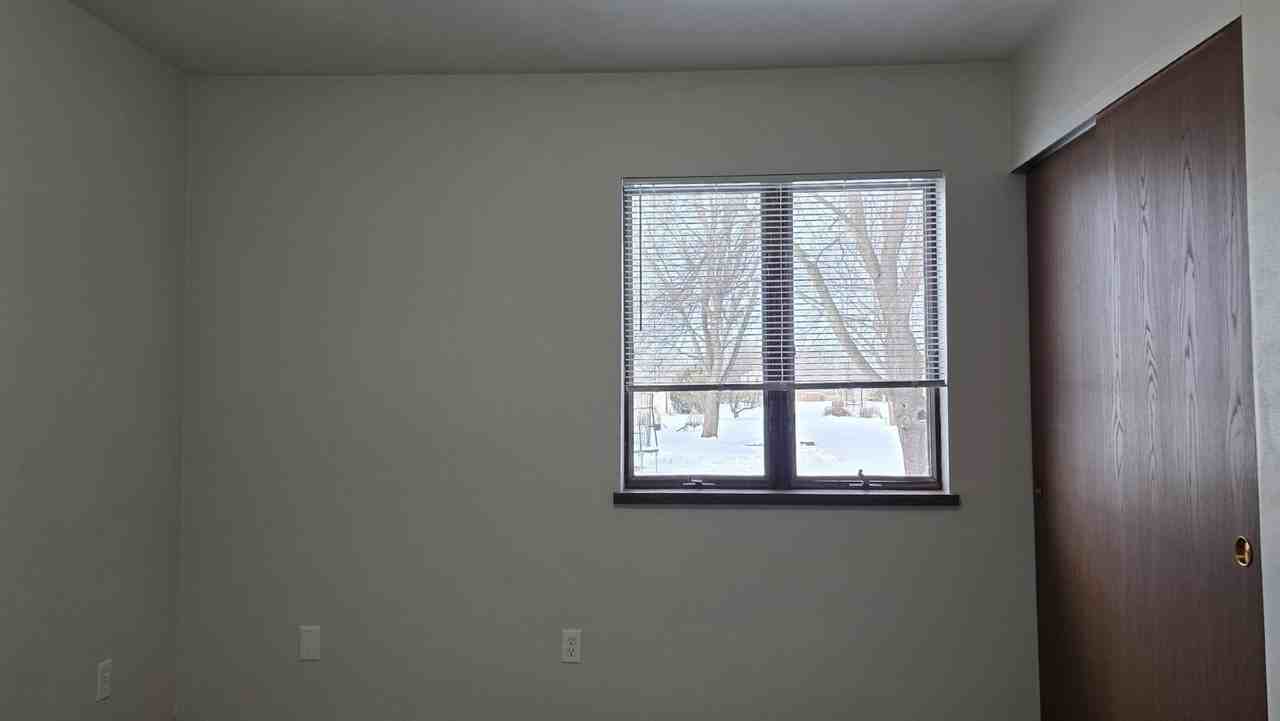 W7760 Elm St #04 - Photo 6 of 10