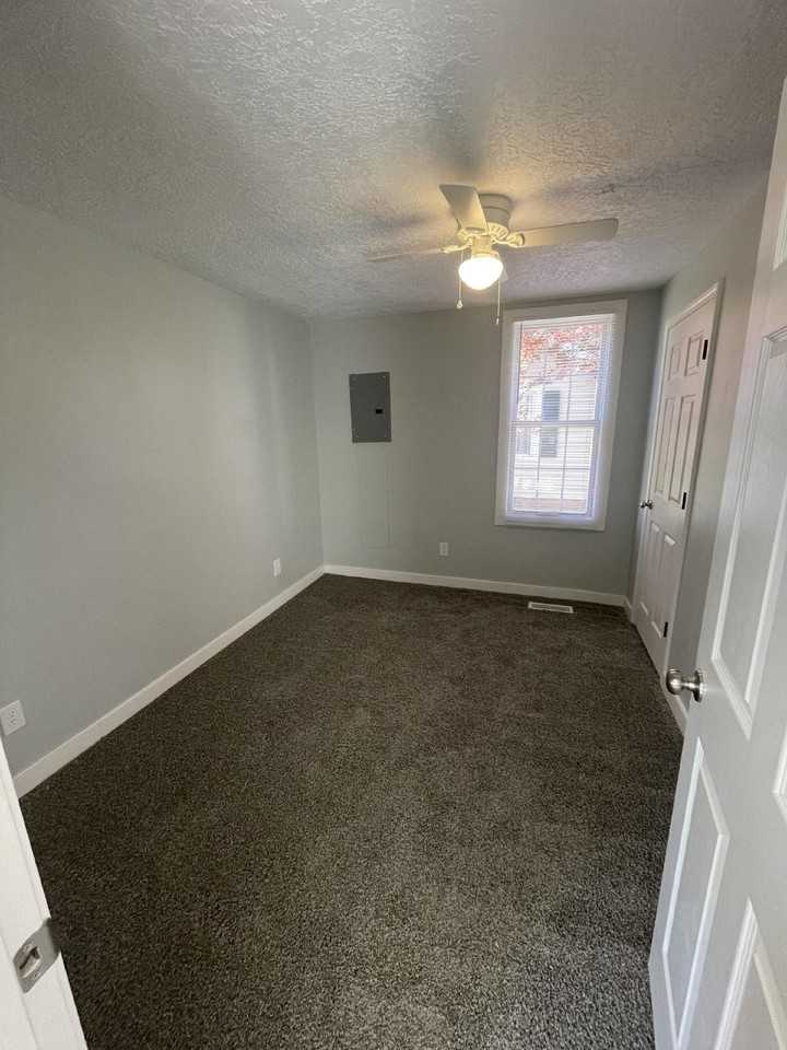 5894 Martin Hwy - Photo 3 of 7