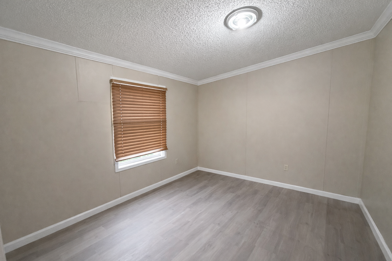 5349 Old Kings Rd #03 - Photo 3 of 9