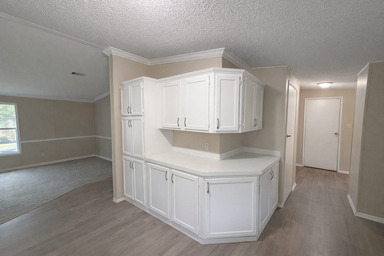 5349 Old Kings Rd #03 - Photo 5 of 9