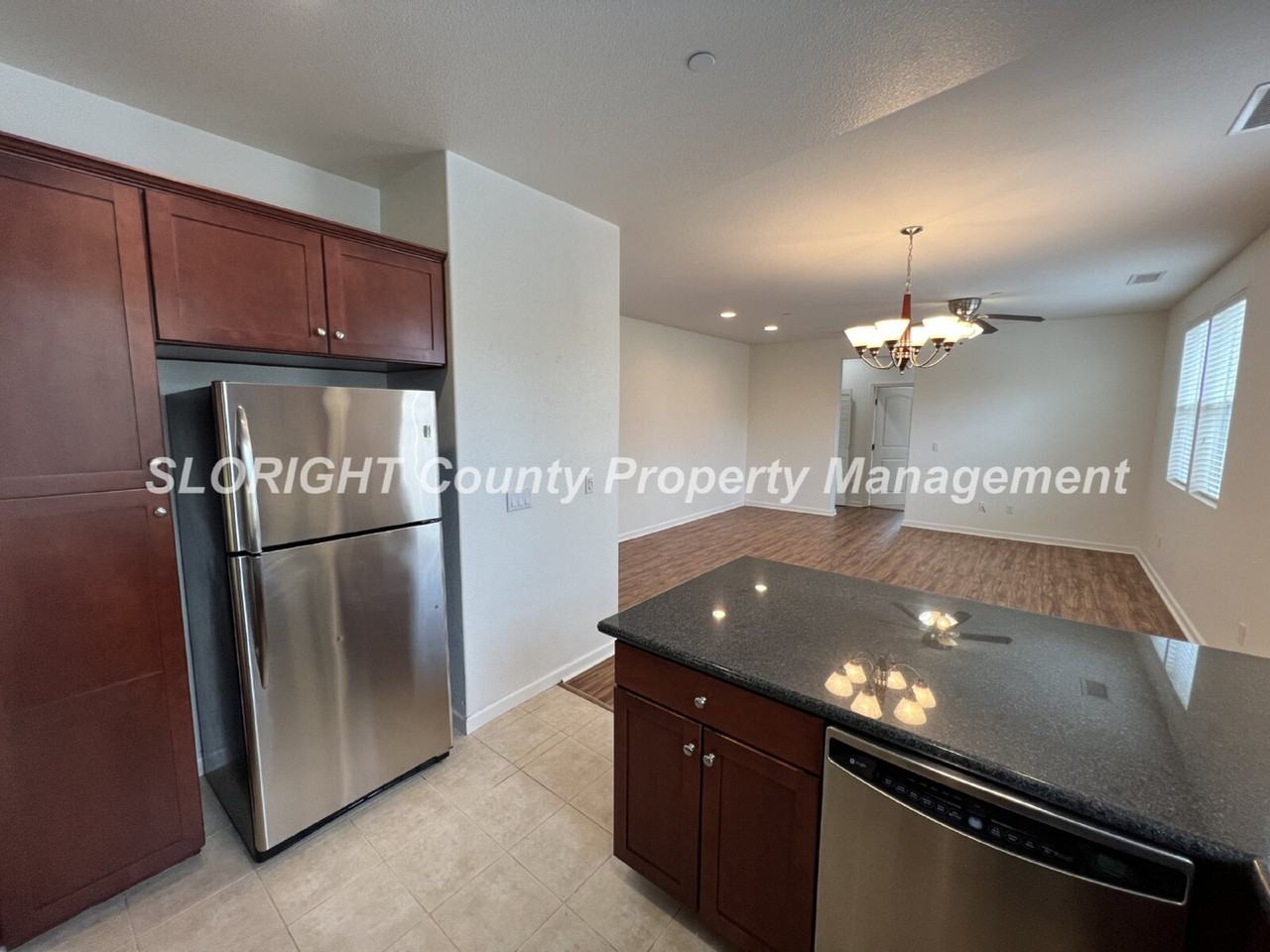 3594 Broad St - Photo 7 of 13