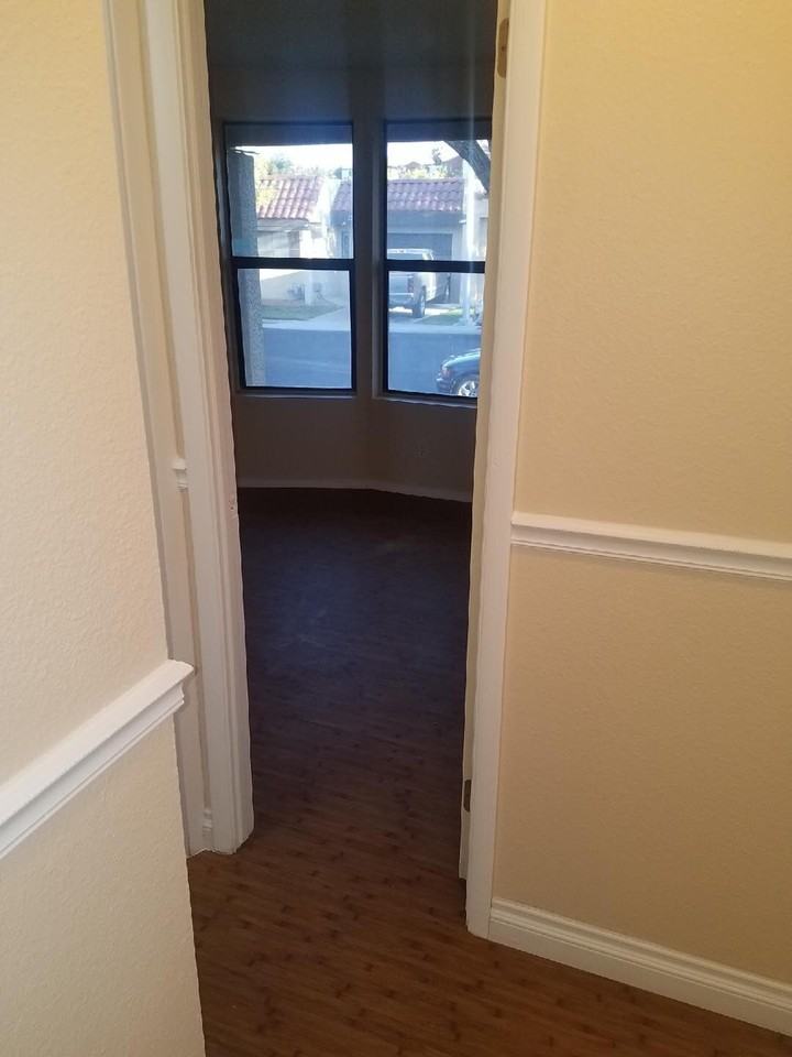 5583 Hobble Creek Dr - Photo 2 of 8