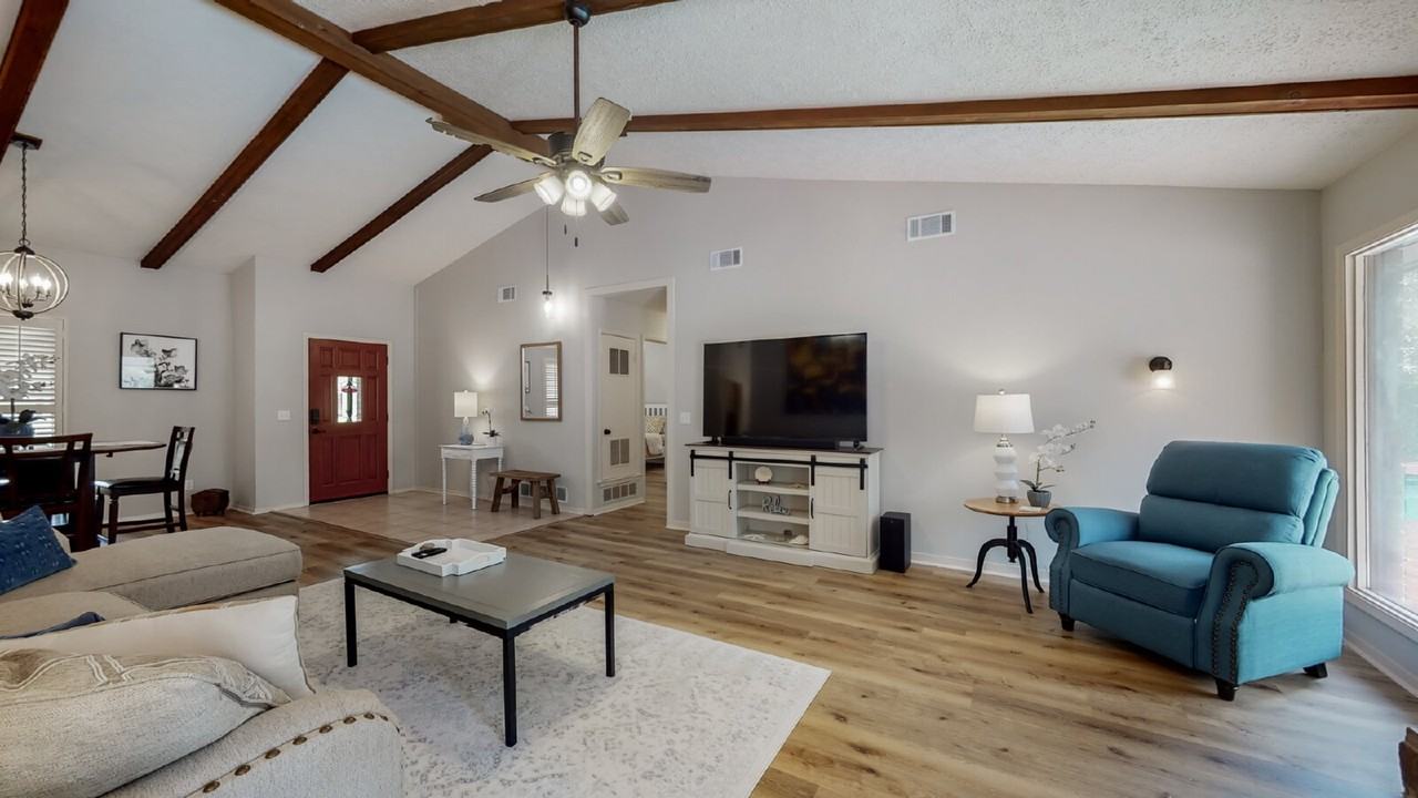 5 Dorchester Ct - Photo 6 of 30