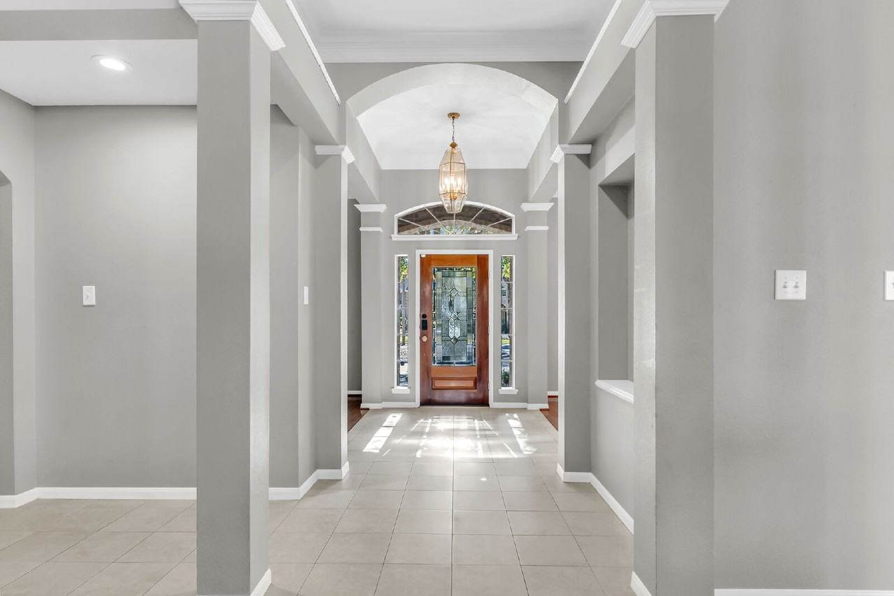 34 Sparklewood Pl - Photo 4 of 28