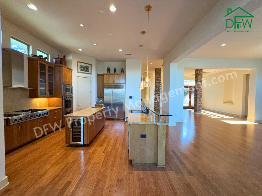 4459 Lena Ln - Photo 7 of 40