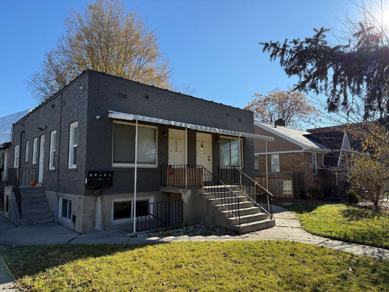 347 S 600 W - Photo 2 of 18