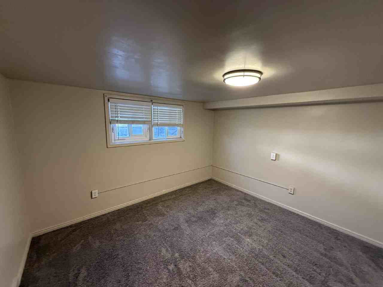 347 S 600 W - Photo 7 of 18