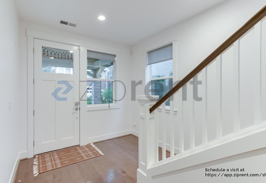 18602 46th Ave Se - Photo 5 of 25