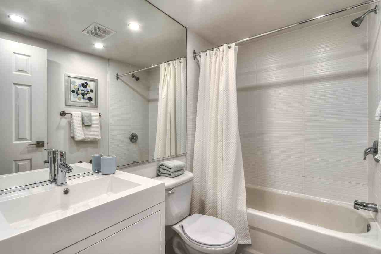 1436 Mackay Street - Photo 7 of 50