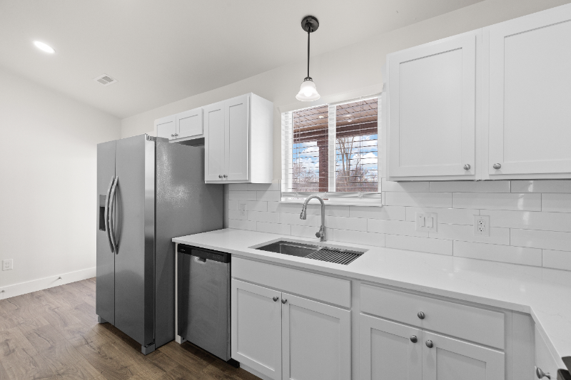 4731 Basin St - Photo 7 of 29