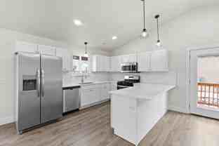 818 Burr St - Photo 1 of 1