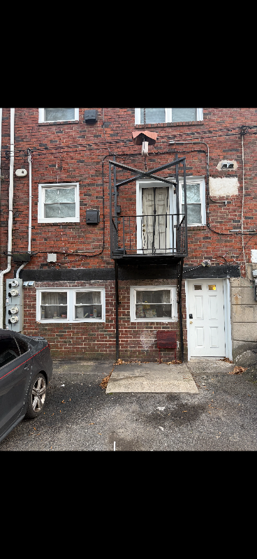 107 Main St #2 - Photo 6 of 9