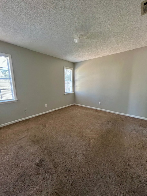 16 Pinedale Cir - Photo 2 of 6