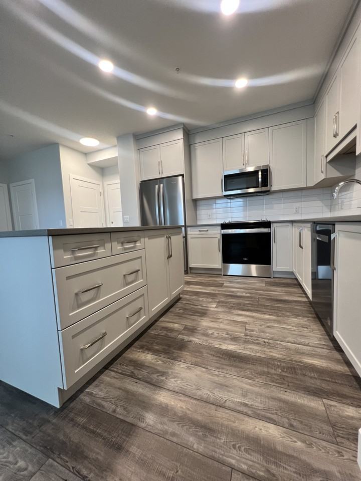 85th & Park - Photo 4 of 50