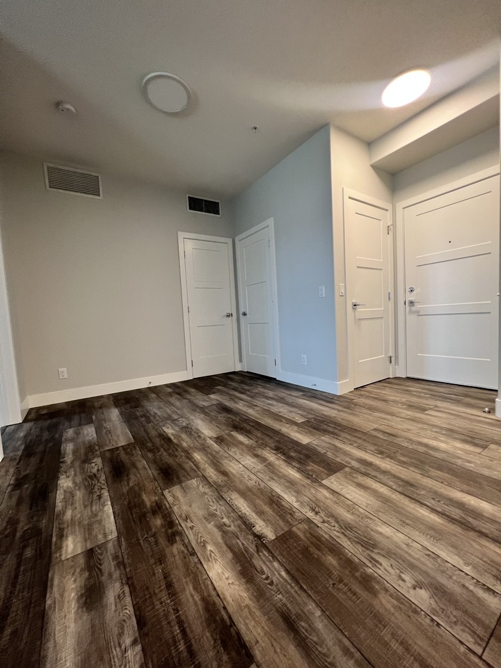 85th & Park - Photo 6 of 50