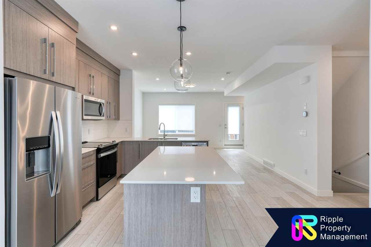 280 Chelsea Rd - Photo 4 of 44