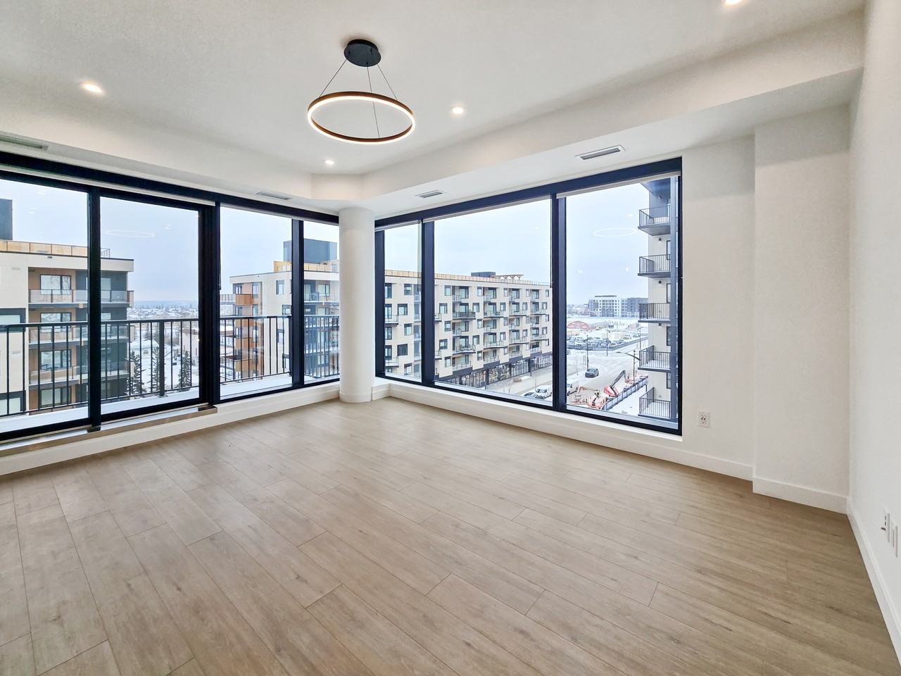 8375 Broadcast Avenue SW (Plaza) - Photo 6 of 29