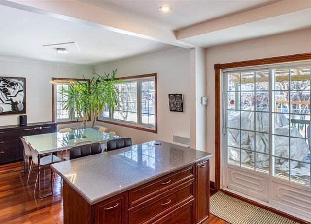 51 Rue Jean-Talon Ouest - Photo 3 of 20