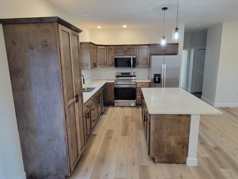 504 Brian Street - Photo 4 of 13