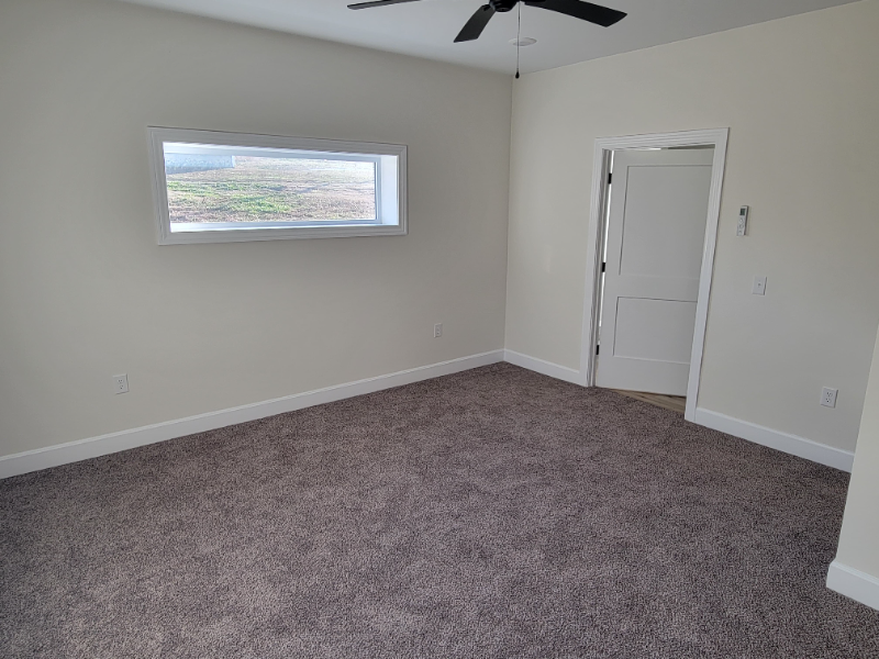 504 Brian Street - Photo 6 of 13