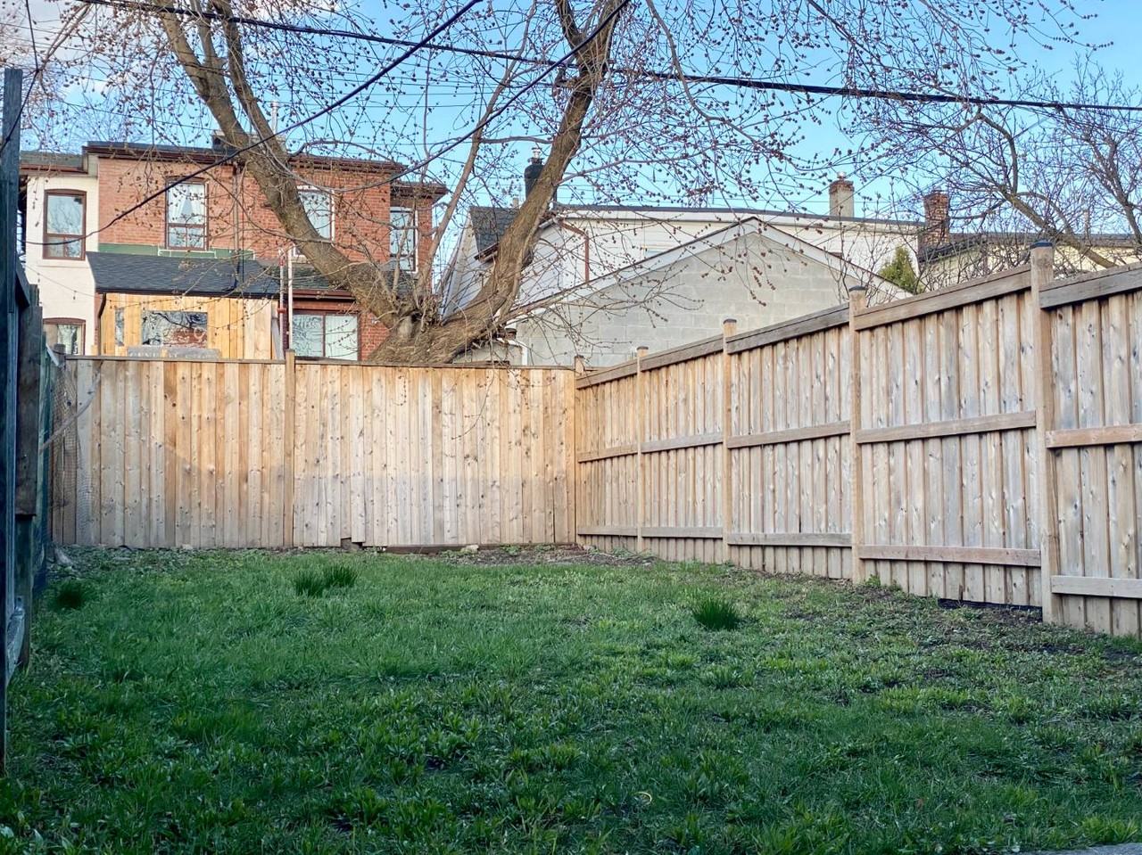 195 Blackthorn Ave #3 - Photo 7 of 9